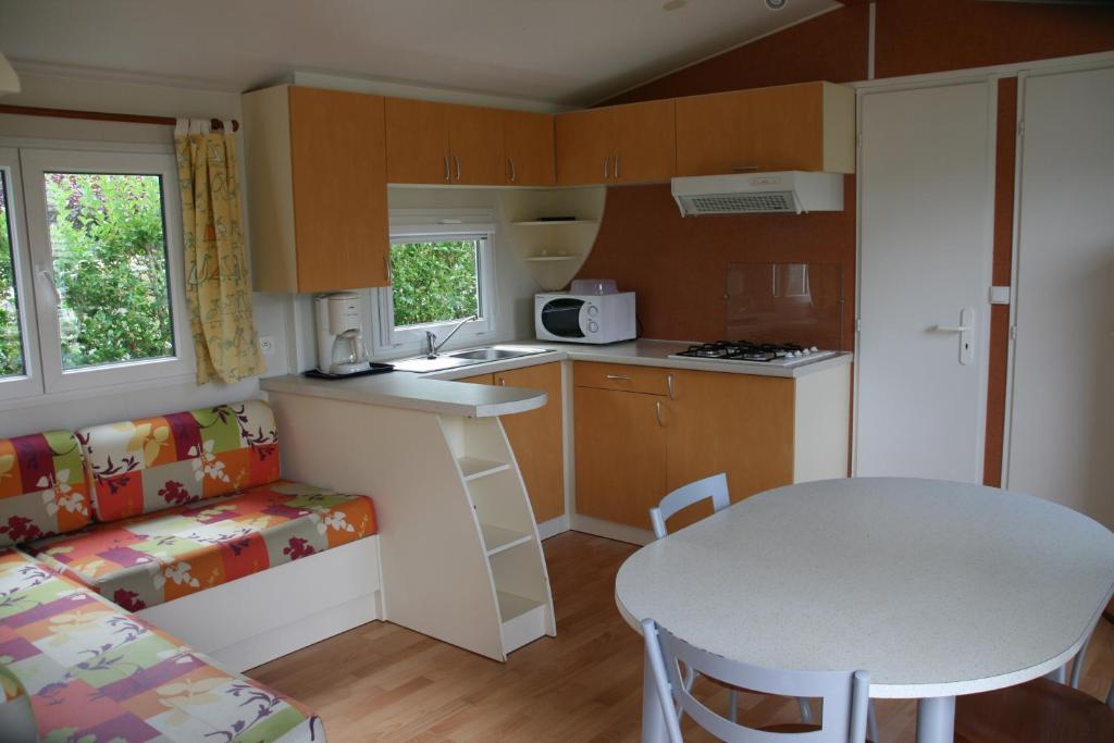 Camping De La Baie Hotel La Trinité-sur-Mer Værelse billede